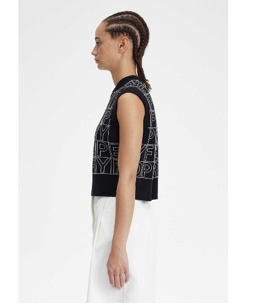 FRED PERRY（フレッドペリー）の「Spell-Out Knitted Tank（ベスト