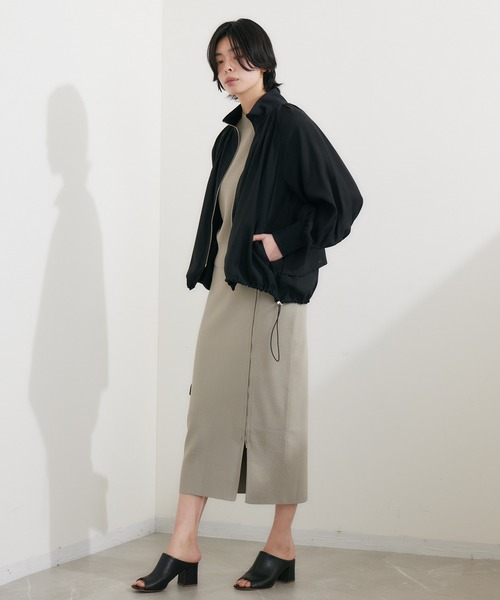 Dignite collier（ディニテコリエ）の「Dignite collier バックレイヤードブルゾン（ブルゾン・レディース・ライトグレー/ホワイト/ブラック・FREE）」の7枚目の写真