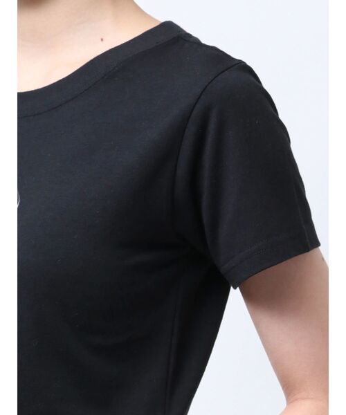 EMODA(エモダ)の「メタルロゴTシャツ(Tシャツ/カットソー・レディース・ブラック/グレー/ホワイト・FREE)」の21枚目の写真