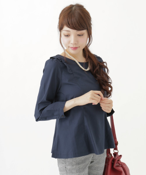 earth music&ecology（アースミュージックアンドエコロジー）の「ショルダーフリルブラウス（シャツ/ブラウス・レディース・ネイビー/アイボリー/グリーン系その他・LARGE/MEDIUM）」の3枚目の写真