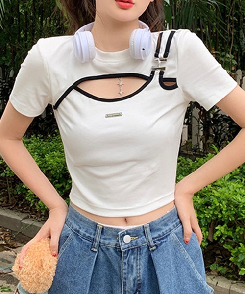 GLAMOROUS JANE(グラマラスジェーン)の「胸元カットアウト配色バインダーショート丈Tシャツ(Tシャツ/カットソー・レディース・ブラック/ホワイト・FREE)」の2枚目の写真