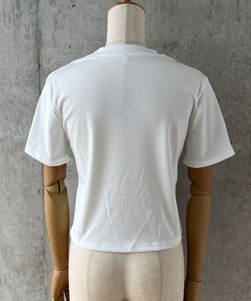 GLAMOROUS JANE(グラマラスジェーン)の「胸元カットアウト配色バインダーショート丈Tシャツ(Tシャツ/カットソー・レディース・ブラック/ホワイト・FREE)」の21枚目の写真