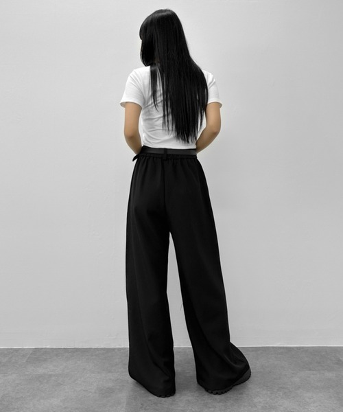 LVEU.(ラブユ.)の「【LVEU.】ベルト付タックワイドパンツ / ボトムス スラックス ワイド ウエストゴム ベルト ブラック グレー(スラックス・レディース・グレー/ブラック・FREE)」の18枚目の写真