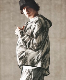 GLIMCLAP(ONbv)mpa3472- Rash guard-leopard & handwriting- bVK[h(bVK[h)