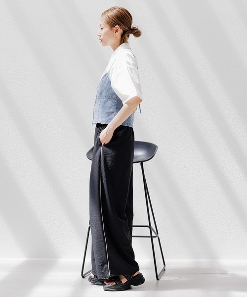 LAKOLE(ラコレ)の「ZIPデニムビスチェ / 124572(ベスト・レディース・ライトブルー/グレー・FREE)」の16枚目の写真