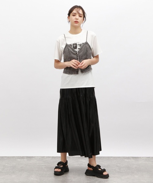 LAKOLE(ラコレ)の「ZIPデニムビスチェ / 124572(ベスト・レディース・ライトブルー/グレー・FREE)」の11枚目の写真