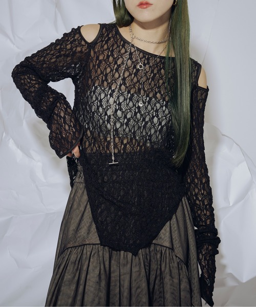 Ezick（エジック）の「Shoulder slit パイピングレーストップス（Tシャツ/カットソー・レディース・ホワイト/ブラック/レッド/グレー系その他・FREE）」の7枚目の写真