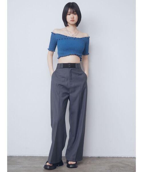 EMODA(エモダ)の「ハイウエストベルトパンツ(その他パンツ・レディース・グレー/ベージュ・SMALL/MEDIUM)」の4枚目の写真