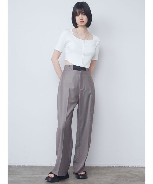 EMODA(エモダ)の「ハイウエストベルトパンツ(その他パンツ・レディース・グレー/ベージュ・SMALL/MEDIUM)」の10枚目の写真