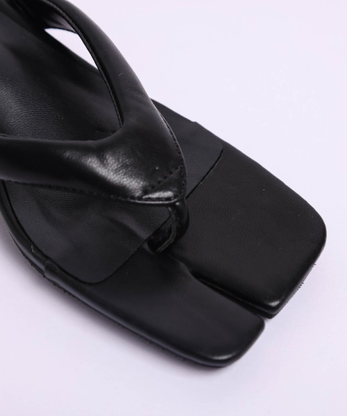 AMELY（エミリー）の「トングサンダル（サンダル・レディース・ブラック/ホワイト/シルバー/モカ/レオパード・35/36/37/38/39/40）」の17枚目の写真