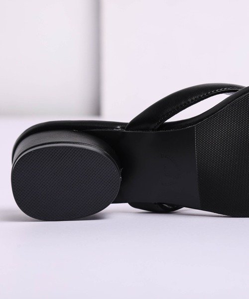 AMELY（エミリー）の「トングサンダル（サンダル・レディース・ブラック/ホワイト/シルバー/モカ/レオパード・35/36/37/38/39/40）」の21枚目の写真