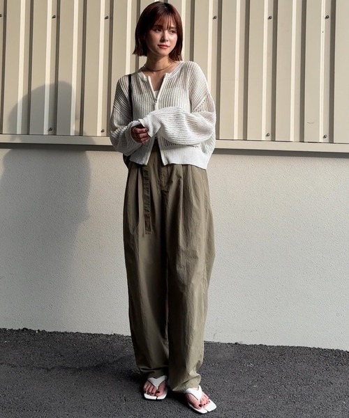 AMELY（エミリー）の「トングサンダル（サンダル・レディース・ブラック/ホワイト/シルバー/モカ/レオパード・35/36/37/38/39/40）」の22枚目の写真