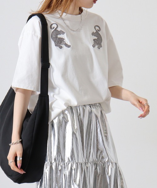ATELANE(アテレーン)の「ピグメント加工ビックTシャツ(Tシャツ/カットソー・メンズ・ホワイト/ブラック系/ネイビー/ホワイト系/ネイビー系/ブラック・L/M)」の8枚目の写真