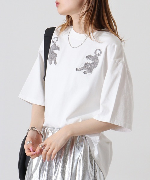ATELANE(アテレーン)の「ピグメント加工ビックTシャツ(Tシャツ/カットソー・メンズ・ホワイト/ブラック系/ネイビー/ホワイト系/ネイビー系/ブラック・L/M)」の9枚目の写真