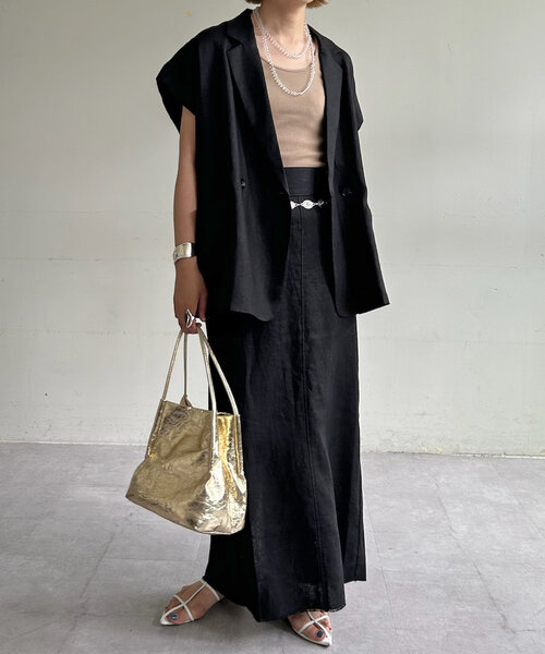 SHENERY（シーナリー）の「フレンチスリーブリネンジャケットベスト（ベスト・レディース・ブラック/ベージュ・FREE）」の6枚目の写真