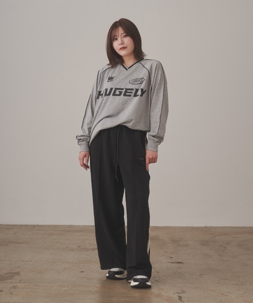 HUGELY - ラインイージーパンツ（ユニセックス着用）（その他パンツ）｜HUGELY（ヒュージリー）