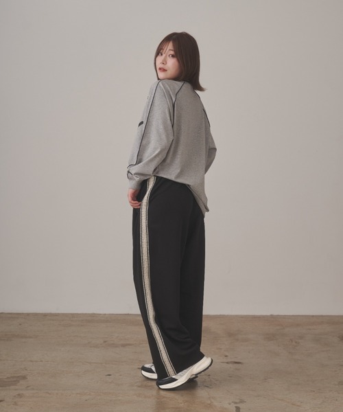 HUGELY - ラインイージーパンツ（ユニセックス着用）（その他パンツ）｜HUGELY（ヒュージリー）