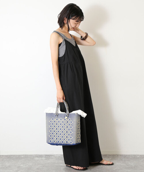 SLOBE IENA(スローブイエナ)の「キャミ オールインワン(つなぎ/オールインワン・レディース・ブラック/アイボリー・FREE)」の5枚目の写真