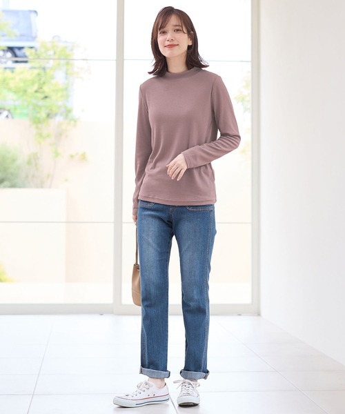 Viola e Viola(ヴィオラエヴィオラ)の「≪温リブ≫裏起毛プルオーバー(プチハイネック)(Tシャツ/カットソー・レディース・ブラック/グレー/グレイッシュブルー/スモークピンク/アイボリー/ボルドー・L/LL/3L/4L/5L/M)」の18枚目の写真