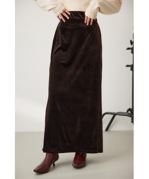 crie conforto(クリーコンフォルト)の「ベロアストレートロングスカート(スカート・レディース・モカ/ダークグレー/ブラウン・SMALL/MEDIUM)」の1枚目の写真
