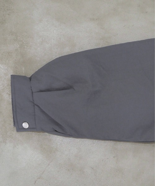 tiptop（ティップトップ）の「ナイロンスタンドカラーパディングブルゾン（ブルゾン・レディース・ブラック/アイボリー/チャコールグレー/ベージュ・FREE）」の13枚目の写真