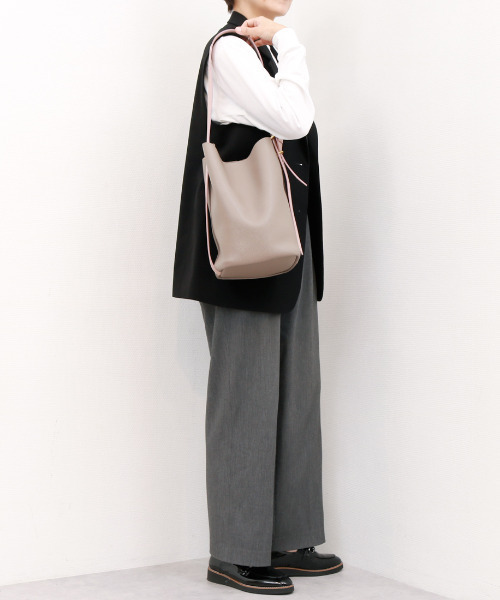 カシュカシュ cachecache / シボフェイクレザーソフトホーボーバッグ（トートバッグ）｜cache cache（カシュ カシュ）