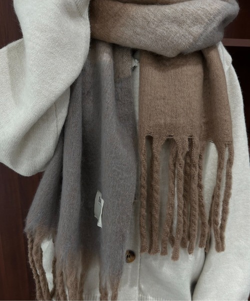 lawgy(ラウジー)の「mix color fringe muffler / ミックスカラーフリンジマフラー(マフラー・レディース・チェック/マルチ・FREE)」の12枚目の写真