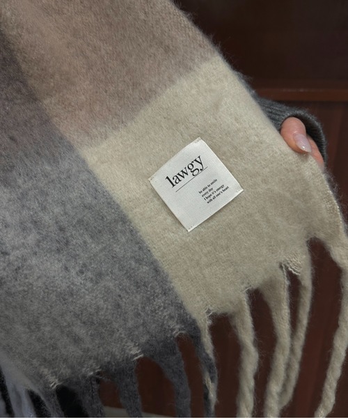 lawgy(ラウジー)の「mix color fringe muffler / ミックスカラーフリンジマフラー(マフラー・レディース・チェック/マルチ・FREE)」の7枚目の写真
