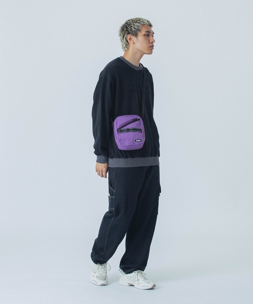 XLARGE(エクストララージ)の「RIPSTOP SQUARE SHOULDER BAG(ショルダーバッグ・メンズ・ブラック/ベージュ/パープル・ONE SIZE)」の17枚目の写真