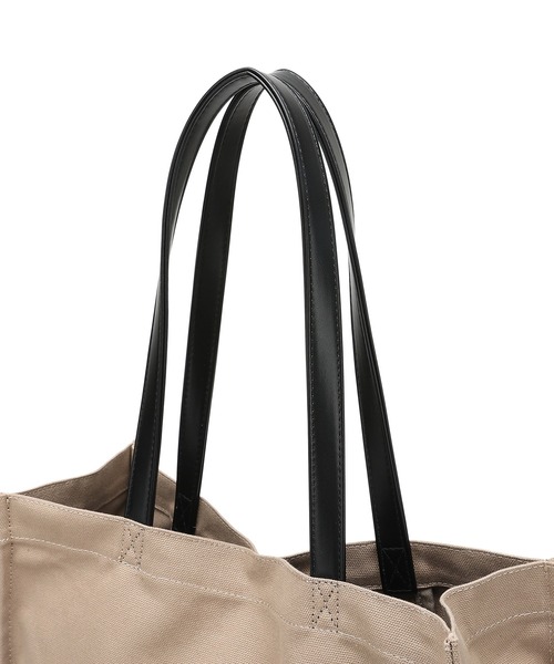 Ungrid(アングリッド)の「【Ungrid/アングリッド】ウォッシュド コットンキャンバス ラージトートバッグ(トートバッグ・レディース・ブラック/アイボリー/グレイッシュベージュ・FREE)」の18枚目の写真