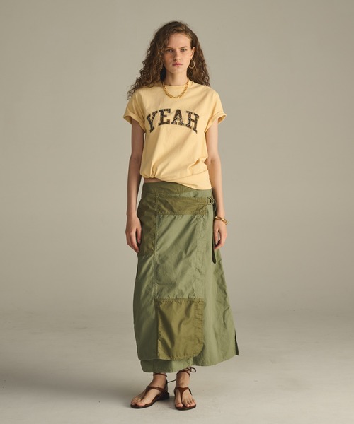 「KHA:KI / カーキ」 エンブロイダリーTEE「YEAH」 EMBROIDERY TEE 「YEAH」（Tシャツ/カットソー）｜kha:ki（カーキ）