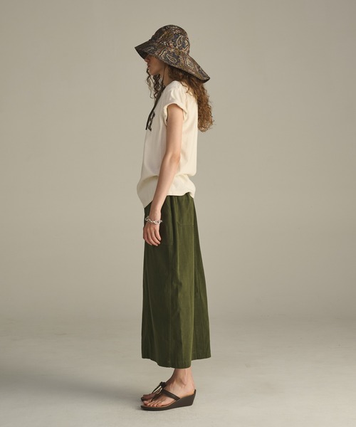 「KHA:KI / カーキ」 エンブロイダリーTEE「YEAH」 EMBROIDERY TEE 「YEAH」（Tシャツ/カットソー）｜kha:ki（カーキ）