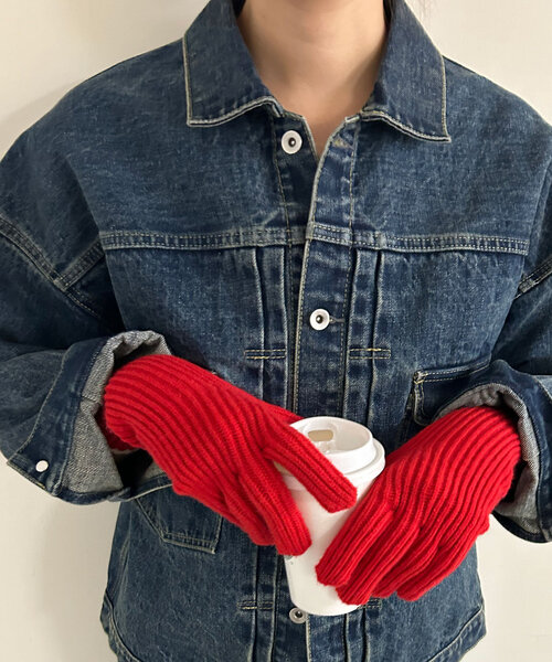 SHENERY(シーナリー)の「配色グローブ(その他小物・レディース・ブルー/ベージュ/レッド・FREE)」の16枚目の写真