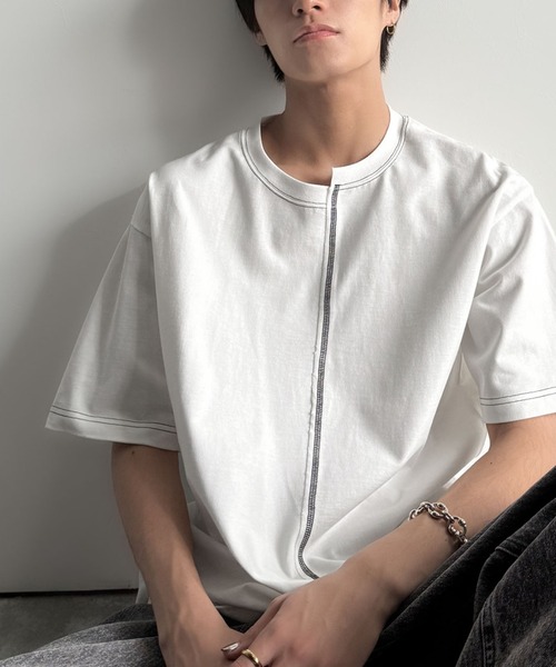 Classical Origin(クラシカルオリジン)の「【Classical Origin】「脱・量産型。」アシンメトリー配色ステッチTシャツ/Asymmetric Stitch Design T-Shirt(Tシャツ/カットソー・メンズ・チャコール/ホワイト/ブラック・LARGE/MEDIUM/SMALL)」の2枚目の写真