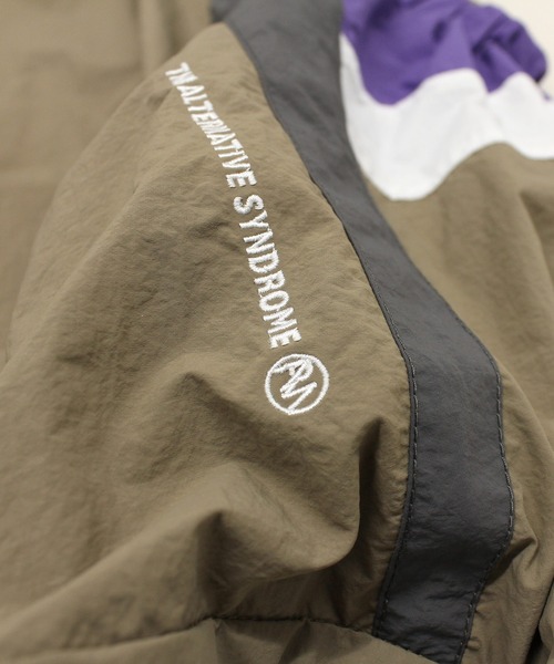 RNA（アールエヌエー）の「V0164 スウィッチングトレベスト（ベスト・レディース・ベージュ/ブラック/ブルー・MEDIUM）」の17枚目の写真