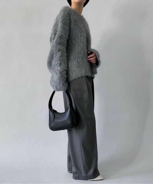 【美品】LEVERNIS(ル・ベルニ)Eco leather round bag セール】LEVERNIS(ル・ベルニ)Eco leather round bag