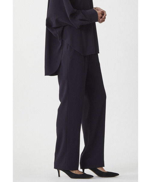 1er Arrondissement(プルミエアロンディスモン)の「バックサテンスリムパンツ(その他パンツ・レディース・ブラック系その他3/ブルー系その他3・40/38/36)」の4枚目の写真