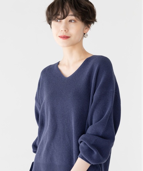 Elura（エルーラ）の「こなれVネックニット/289176（ニット/セーター・レディース・ライトイエロー/ネイビー/ライトベージュ/ライトピンク・LARGE/MEDIUM/SMALL）」の6枚目の写真