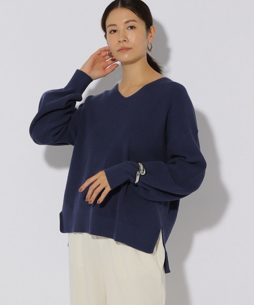 Elura（エルーラ）の「こなれVネックニット/289176（ニット/セーター・レディース・ライトイエロー/ネイビー/ライトベージュ/ライトピンク・LARGE/MEDIUM/SMALL）」の10枚目の写真