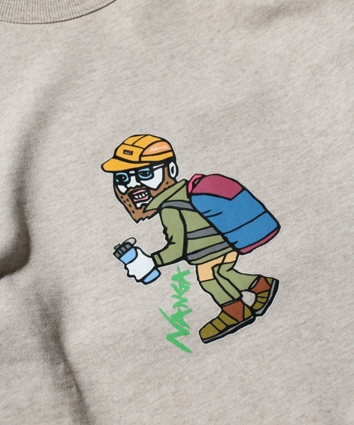 NANGA(ナンガ)の「NANGA / ナンガ ECO HYBRID SWEATSHIRT(OUT DOOR MAN PT) エコハイブリッド スウェットシャツ アウトドアマンプリント(Tシャツ/カットソー・メンズ・オートミール/グレー・MEDIUM/LARGE/X-LARGE)」の12枚目の写真