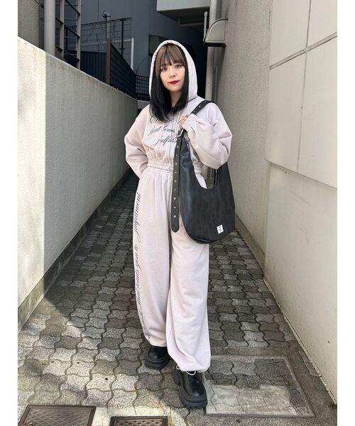 jouetie（ジュエティ）の「ラメルーズスウェットパンツ（スウェットパンツ・レディース・ブラック/ピンク/グレー・MEDIUM）」の5枚目の写真