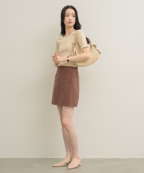 NEUNA（ヌナ）の「ポインテッドシアーミュール（パンプス・レディース・ブラック/アイボリー・MEDIUM/SMALL/LARGE）」の3枚目の写真