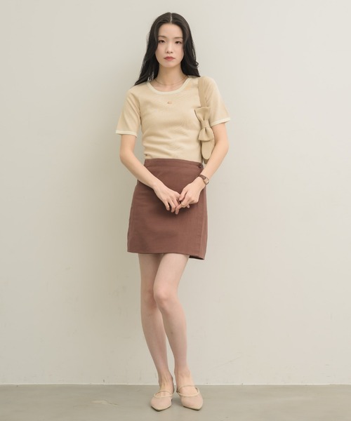 NEUNA（ヌナ）の「ポインテッドシアーミュール（パンプス・レディース・ブラック/アイボリー・MEDIUM/SMALL/LARGE）」の11枚目の写真