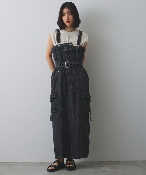 ELLEgirl（エルガール）の「カーゴデニムジャンスカ【ELLEgirl/エルガール】（ジャンパースカート・レディース・ブラック/インディゴブルー・S/M）」の2枚目の写真