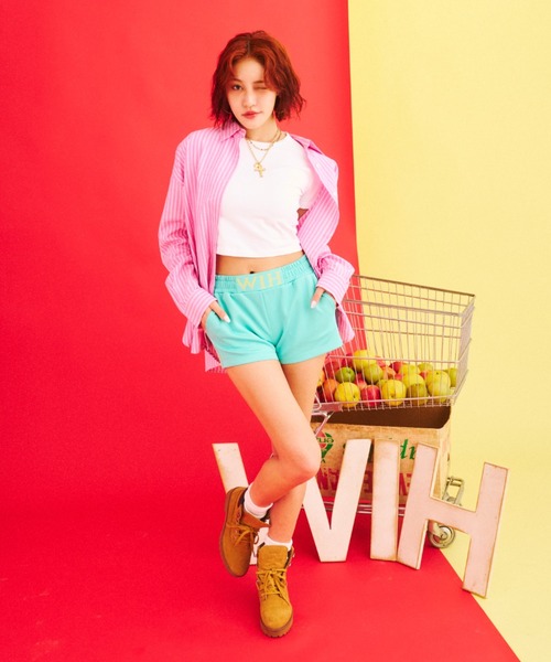 What Is Heart(ワットイズハート)の「Kogin embroidery line short pants -コギン刺しラインショートパンツ -(その他パンツ・レディース・ブルー/レッド・SMALL/MEDIUM)」の10枚目の写真