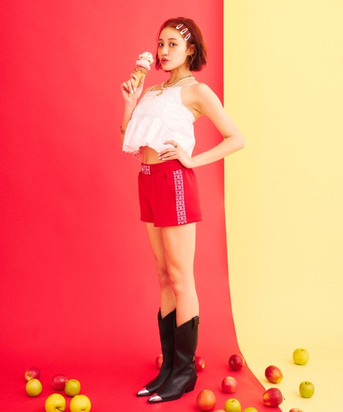 What Is Heart(ワットイズハート)の「Kogin embroidery line short pants -コギン刺しラインショートパンツ -(その他パンツ・レディース・ブルー/レッド・SMALL/MEDIUM)」の15枚目の写真
