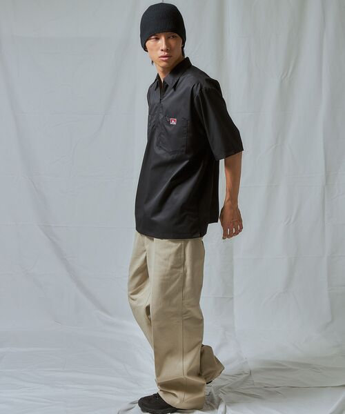 BEN DAVIS（ベンデイビス）の「【BEN DAVIS（ベンデイビス）】1/2 ZIP S/S SHIRT / シャツ レギュラー ワンポイント シンプル ハーフジップ（シャツ/ブラウス・メンズ・ブラック/ベージュ/ネイビー/その他1/ライトグレー・MEDIUM/LARGE/X-LARGE）」の8枚目の写真