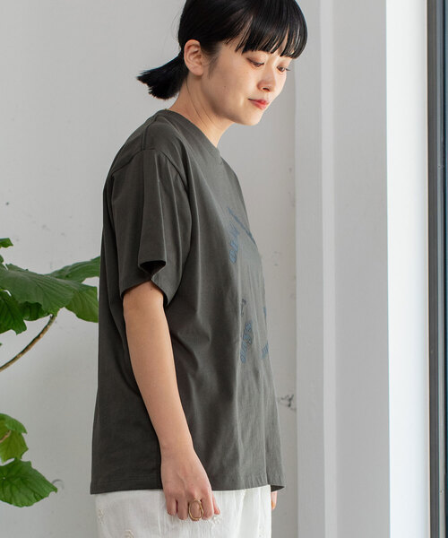 POU DOU DOU(プードゥドゥ)の「厚盛りプリントサークルロゴTシャツ(Tシャツ/カットソー・レディース・ダークグレー/アイボリー/グリーン・M)」の13枚目の写真