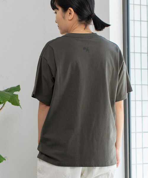 POU DOU DOU(プードゥドゥ)の「厚盛りプリントサークルロゴTシャツ(Tシャツ/カットソー・レディース・ダークグレー/アイボリー/グリーン・M)」の14枚目の写真
