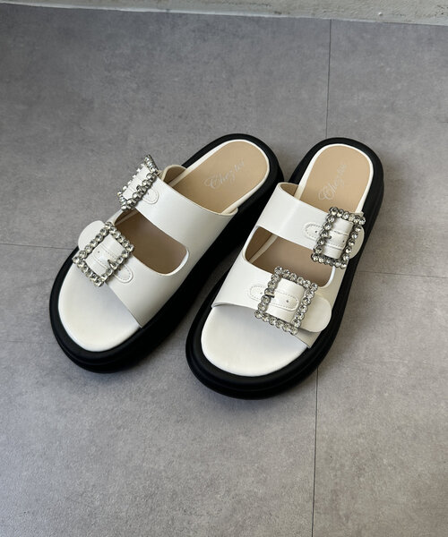 Chez toi（シェトワ）の「ビジューサンダル（サンダル・レディース・ブラック/オフホワイト/シルバー・SMALL/MEDIUM/LARGE）」の6枚目の写真